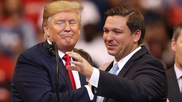 Трамп чувствует в ДеСантисе конкурента. Фото: cnn.com