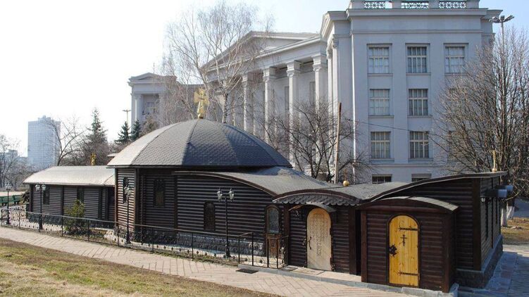 Суд постановил снести храм УПЦ