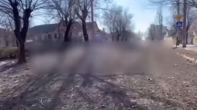 Наслідки обстрілу Донецька. Скріншот із відео