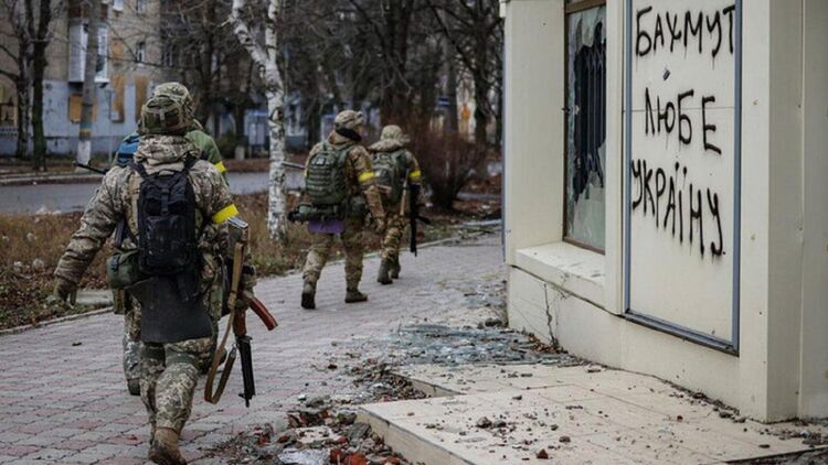 Українські сили мають намір утримувати Бахмут Фото: Андрій Дубчак